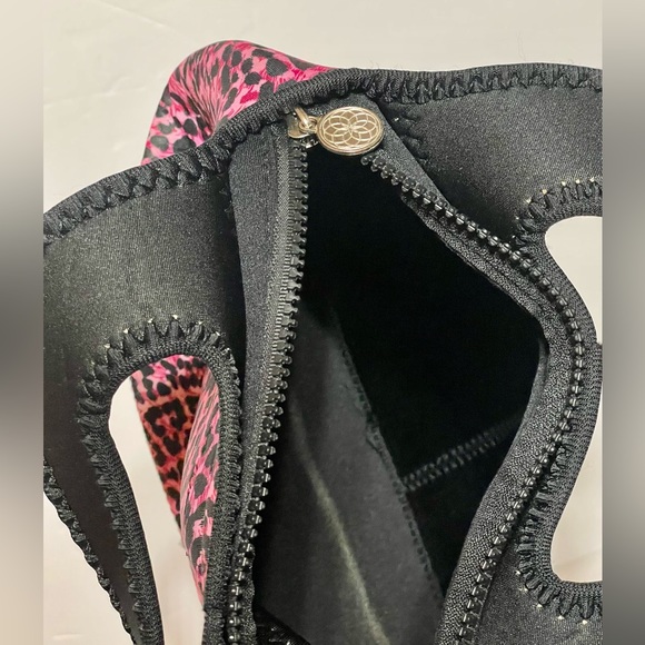 Set of 2 Insulated Light-weight Carriers. Lunch and Double Wine carrier - Picture 6 of 6